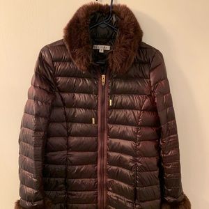 Via Spiga Puffer Coat burgundy wine red color with faux fur trim size small
